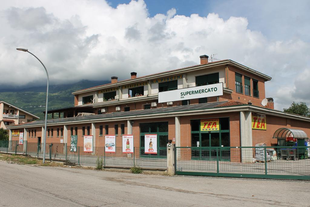 Residence La Piscina Isola del Gran Sasso d'Italia Luaran gambar