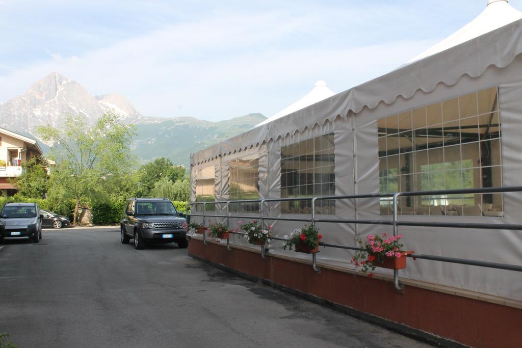 Residence La Piscina Isola del Gran Sasso d'Italia Luaran gambar